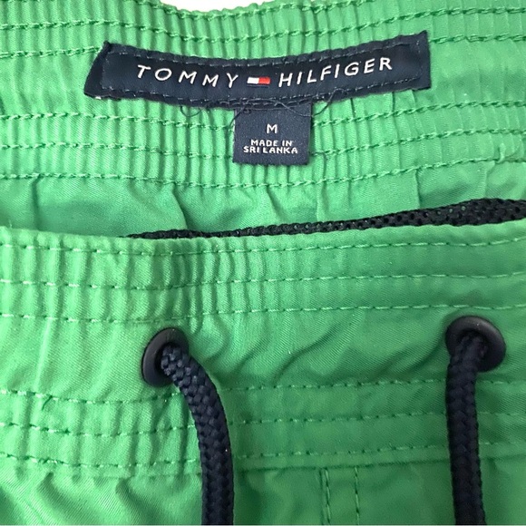 Tommy Hilfiger Green & Black Swim Trunks Sz M Drawstring Cargo Pockets Mesh - Picture 3 of 9